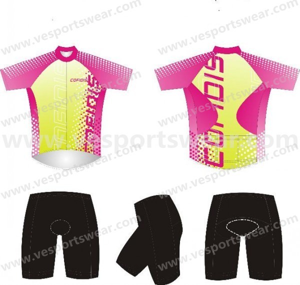 Green customised cycling wear