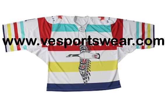 Mens hockey jersey with digital logo