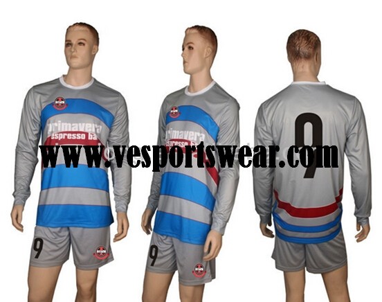 Wholesale high quality soccer suit for men